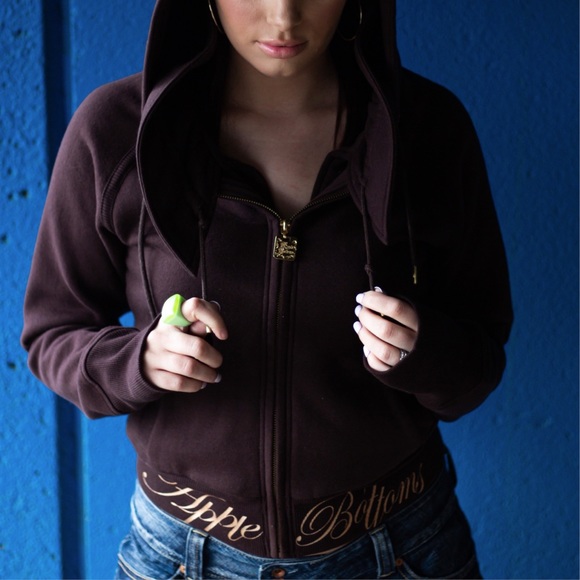 *SOLD* Apple Bottoms Sweater - Picture 4 of 7